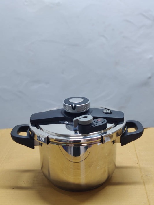 Imported Unique Pro 3 in 1 Stainless Steel Automatic Pressure Cooker - 4L + 6L