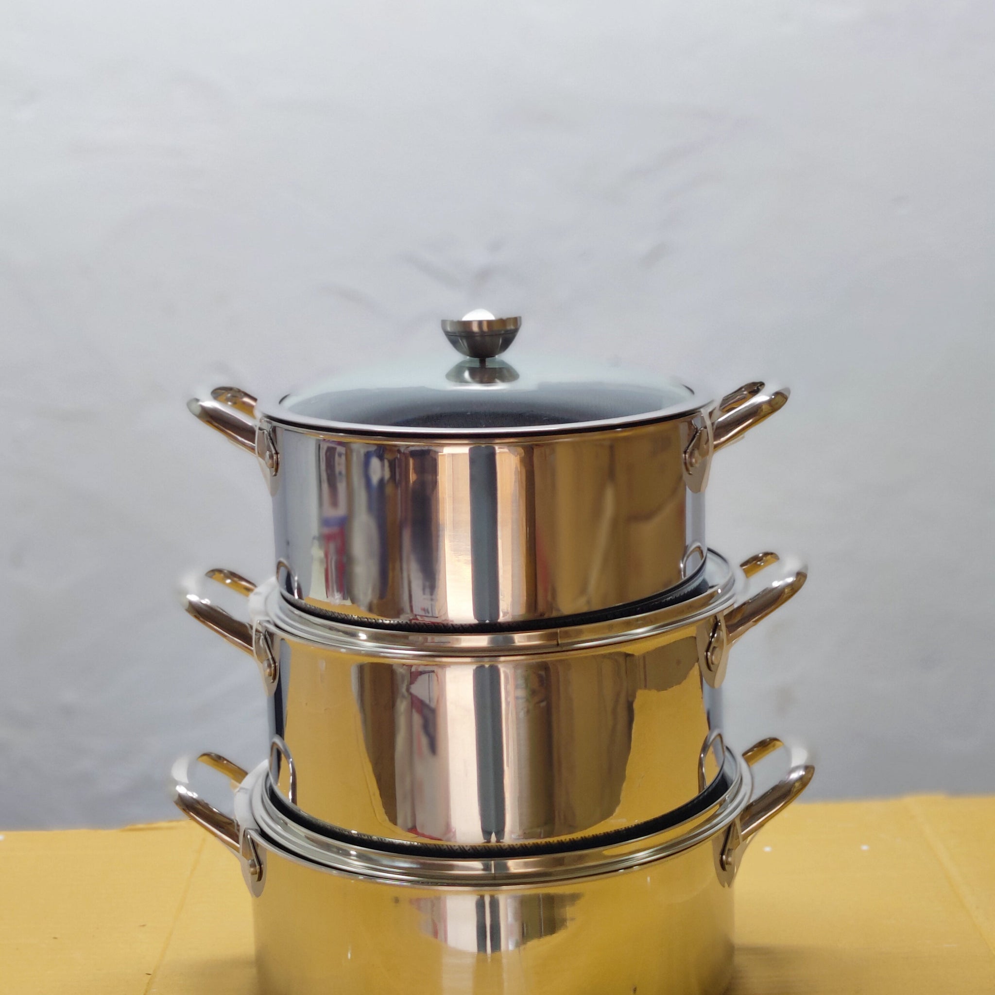 Imported Honey Comb Shallow Open Cookware Set