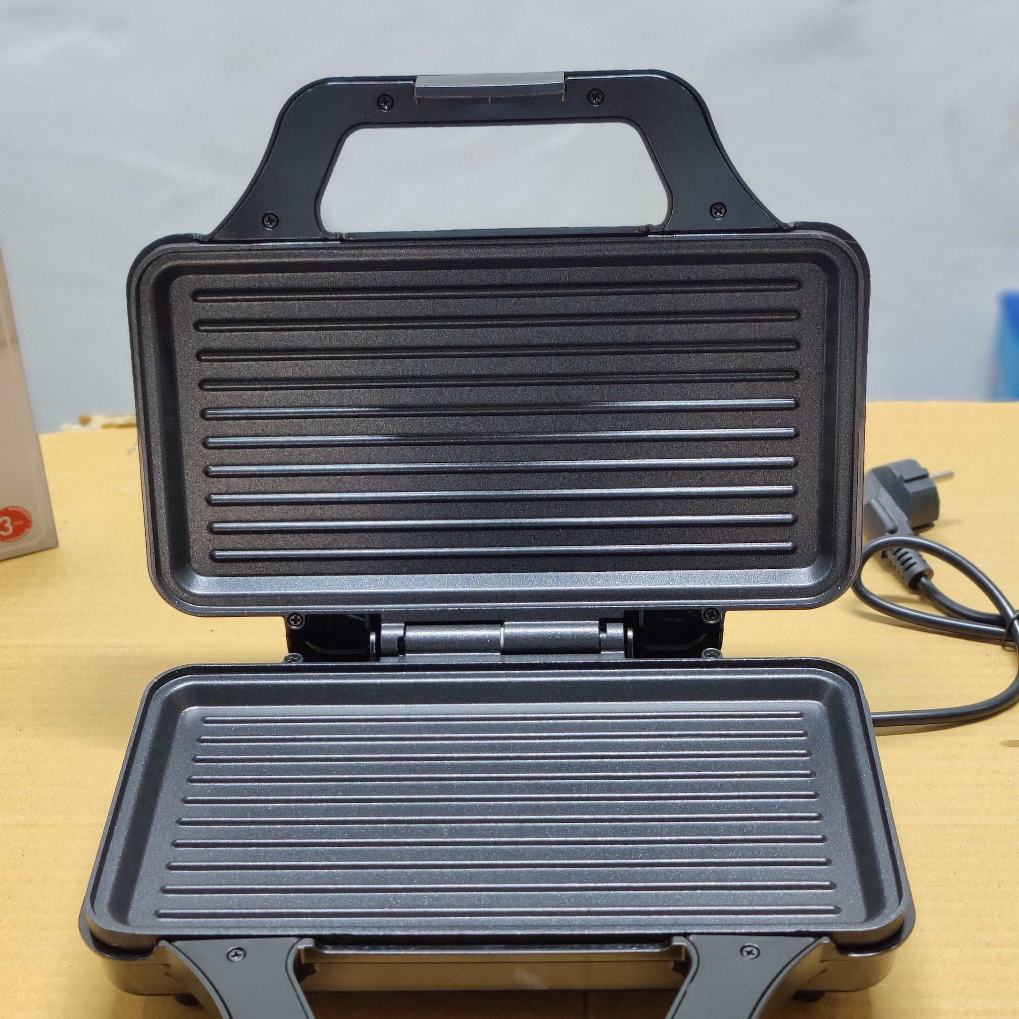Imported Silver Crest Grill Maker & Sandwich Maker