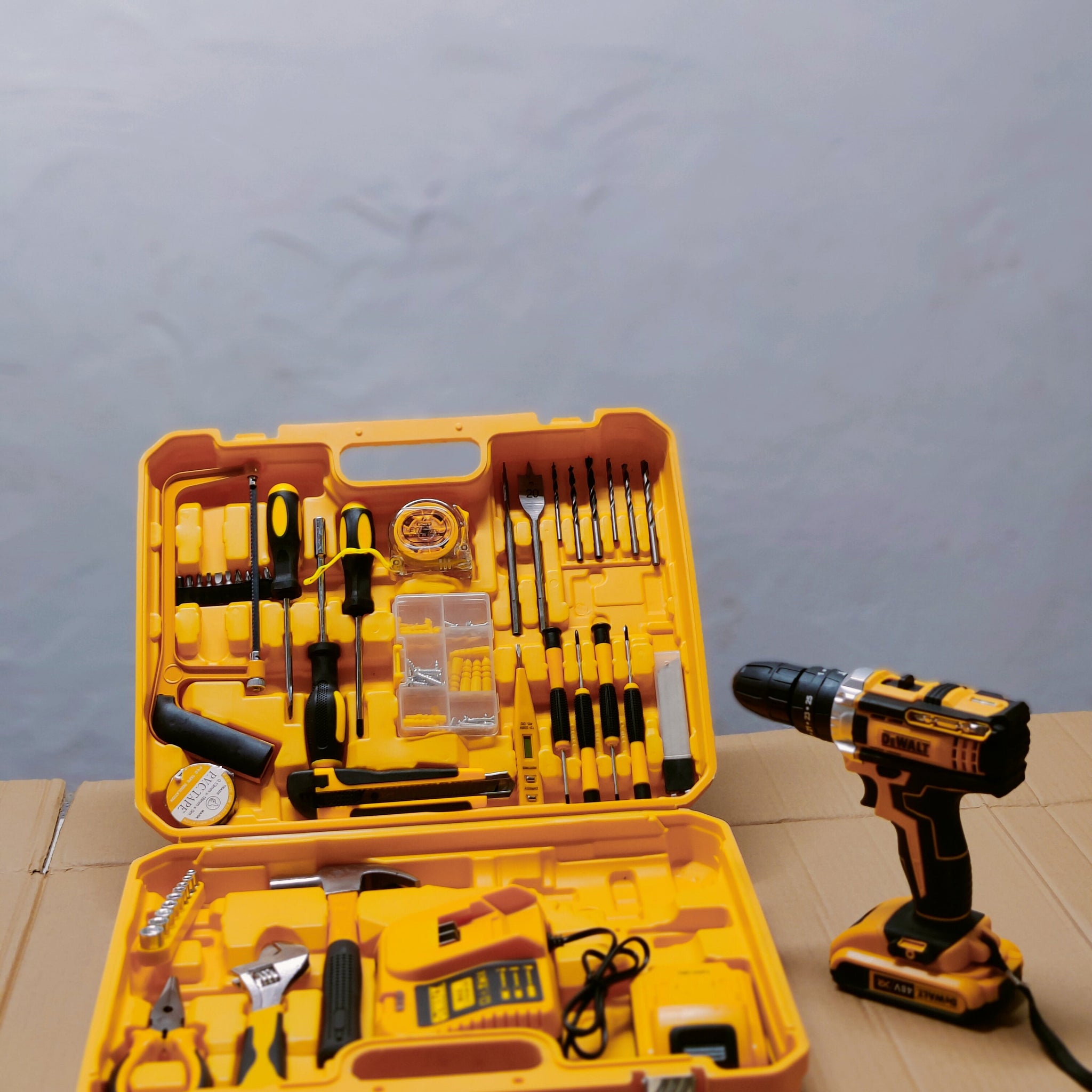 Dewalt 48V Drill Machine Set 117 Pieces