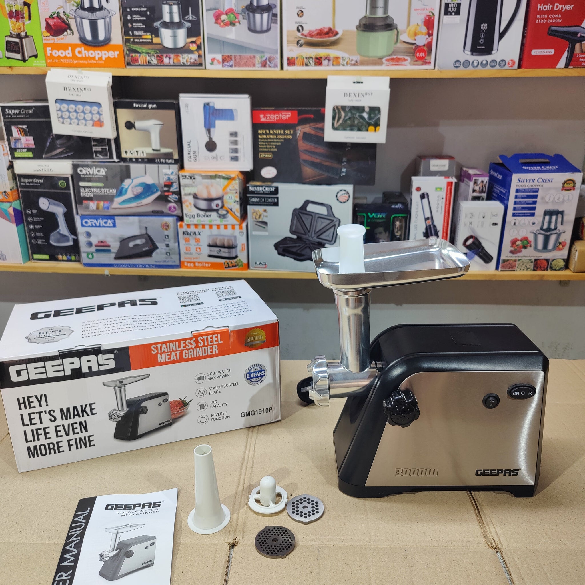 GEEPAS Stainless Steel Meat Grinder 1910